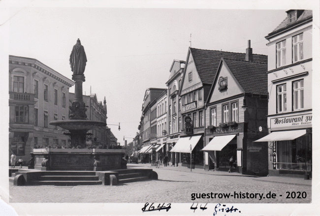 1943 - Güstrow - Pferdemarkt