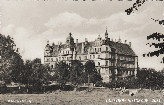 1957 - Güstrow - Schloss